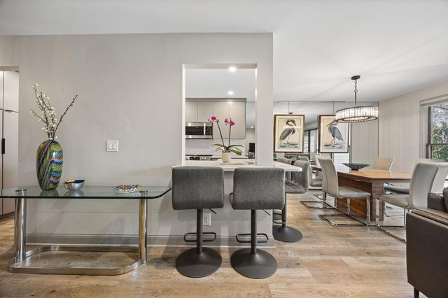 8549 Irwin Road 134, Bloomington, MN 55437