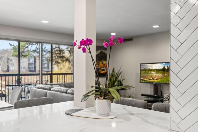 8549 Irwin Road 134, Bloomington, MN 55437