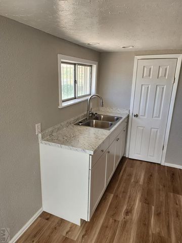 1015 Nevada Ave, Trinidad, CO 81082