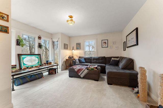 8416 E 400 N, Rolling Prairie, IN 46371