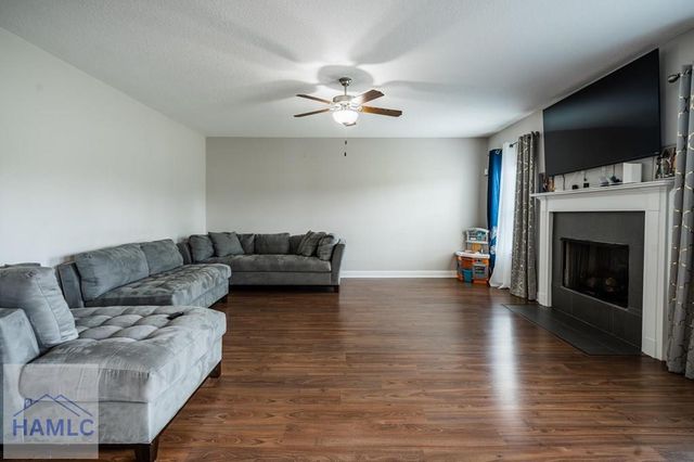 157 Rutledge Drive, Hinesville, GA 31313