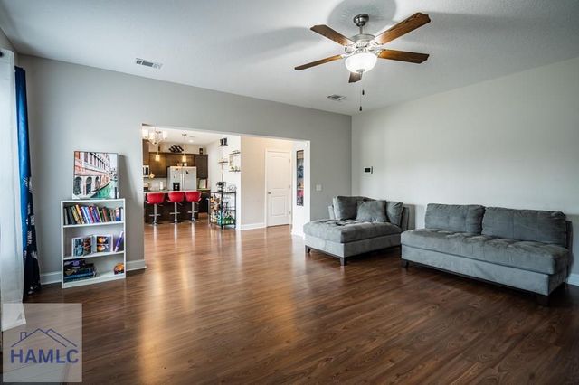 157 Rutledge Drive, Hinesville, GA 31313