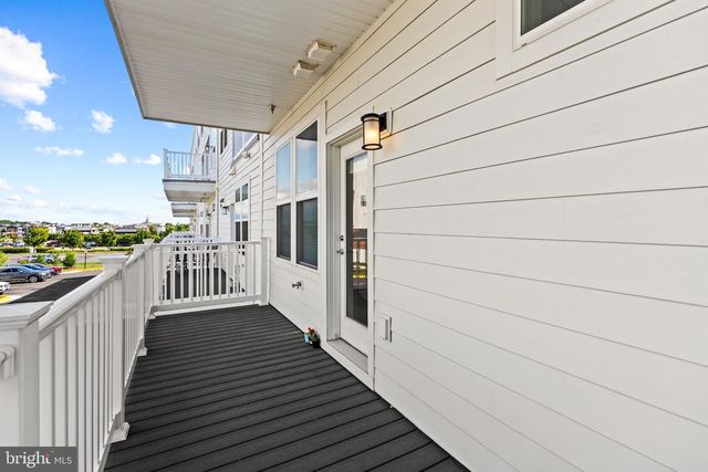 19937 LAVENDER DUST SQ, Ashburn, VA 20147
