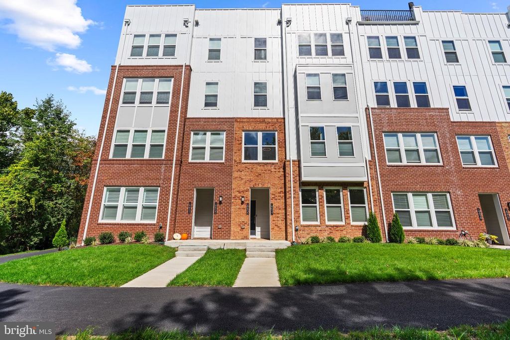 19937 LAVENDER DUST SQ, Ashburn, VA 20147