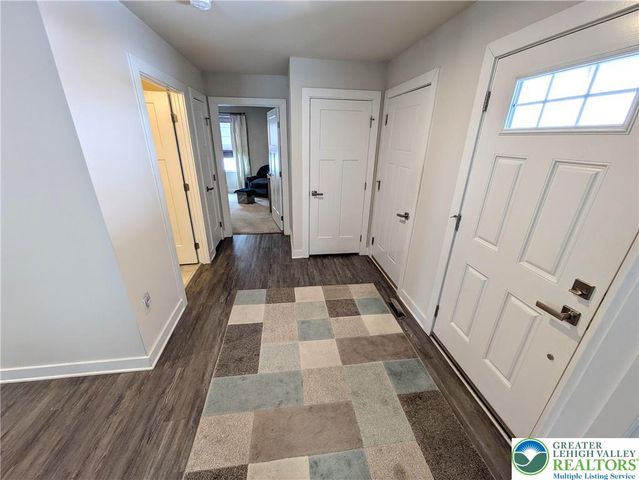 4220 Cypress Lane, Whitehall Twp, PA 18052