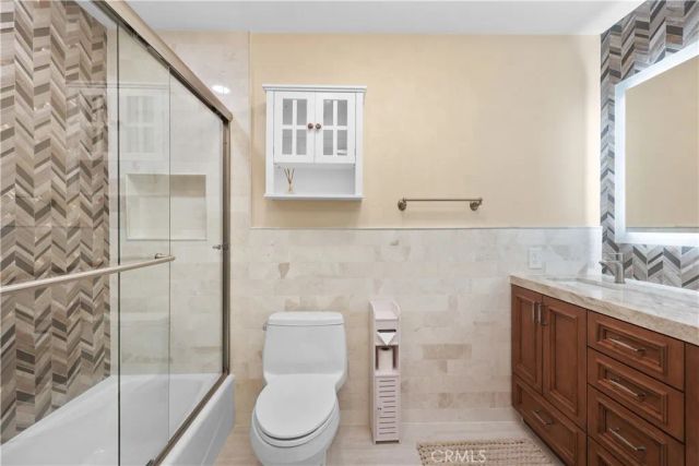 5706 E Bryce Avenue, Orange, CA 92867