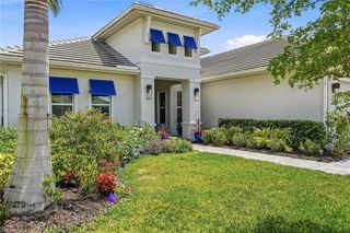 14386 Laguna Springs LN, Naples, FL 34114