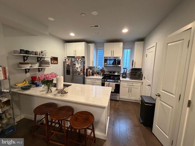 434 KINGSLEY ST, Philadelphia, PA 19128