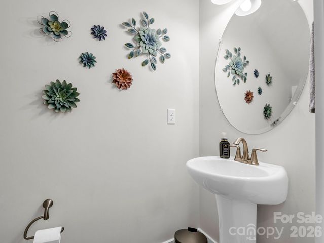 358 Cardwell Lane, Fletcher, NC 28732