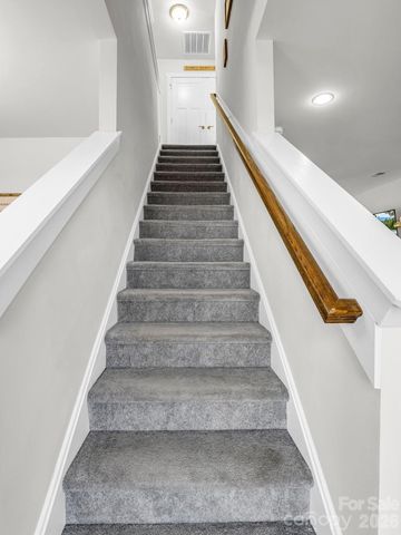 358 Cardwell Lane, Fletcher, NC 28732