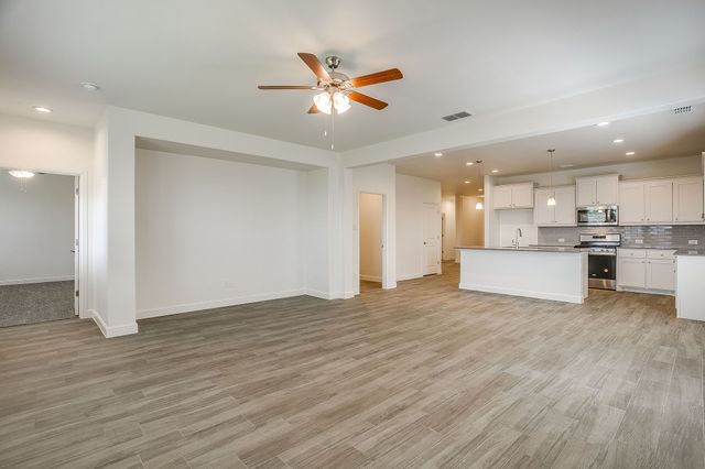 509 Big Horn Pass, Denton, TX 76210
