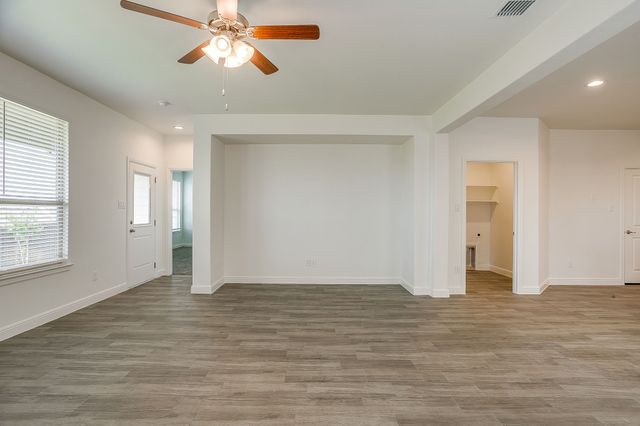 509 Big Horn Pass, Denton, TX 76210
