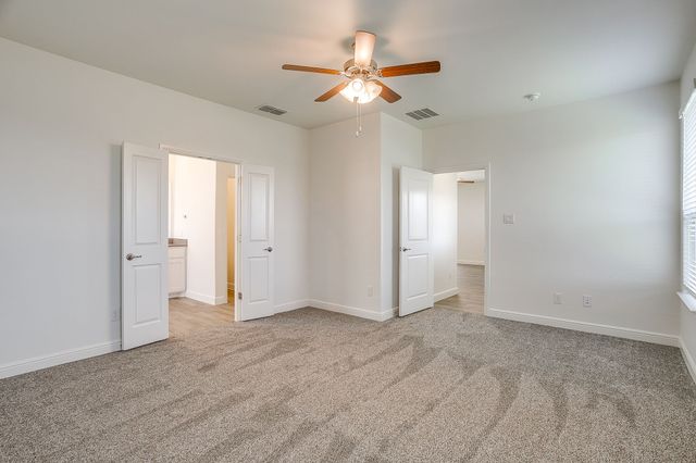509 Big Horn Pass, Denton, TX 76210