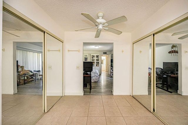 4740 Suburban Pines Drive, Greenacres, FL 33463