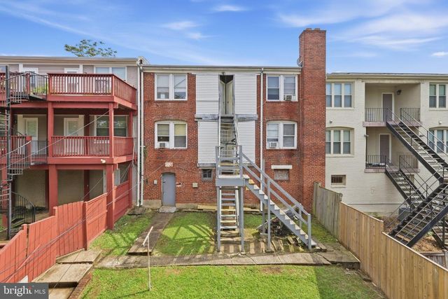 1322 DOWNING PL NE, Washington, DC 20018