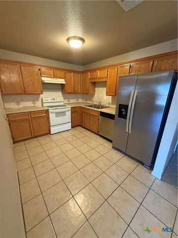 104 Castellon Court B, Killeen, TX 76542