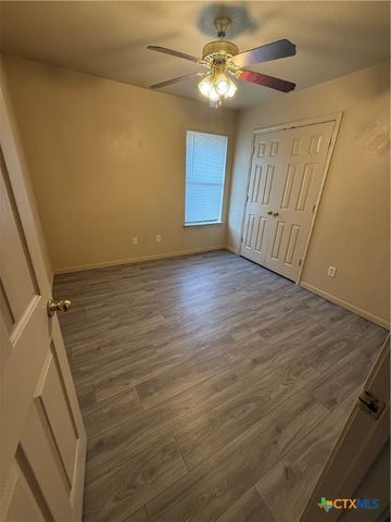 104 Castellon Court B, Killeen, TX 76542