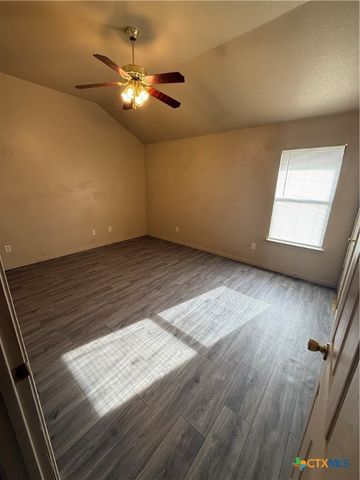 104 Castellon Court B, Killeen, TX 76542