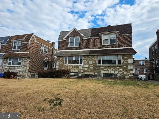 8127 FARNSWORTH ST, Philadelphia, PA 19152