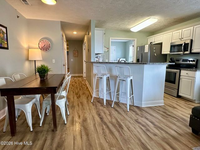 300 Carolina Beach Avenue S 102, Carolina Beach, NC 28428