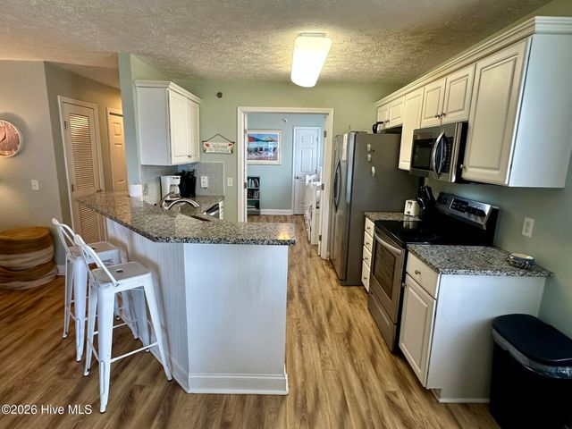 300 Carolina Beach Avenue S 102, Carolina Beach, NC 28428