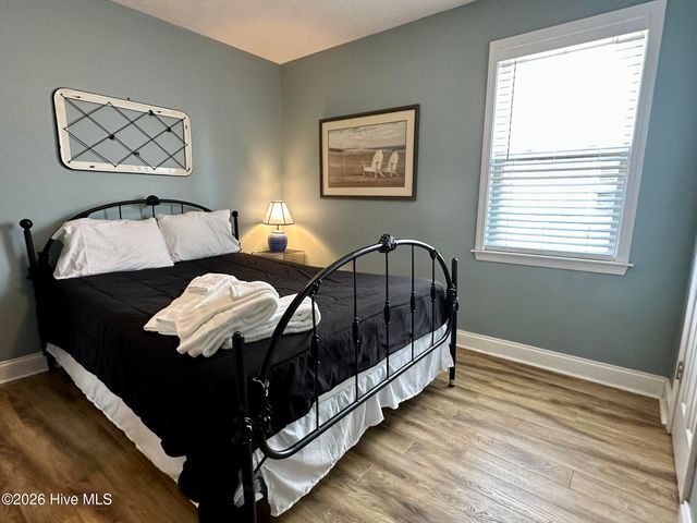 300 Carolina Beach Avenue S 102, Carolina Beach, NC 28428