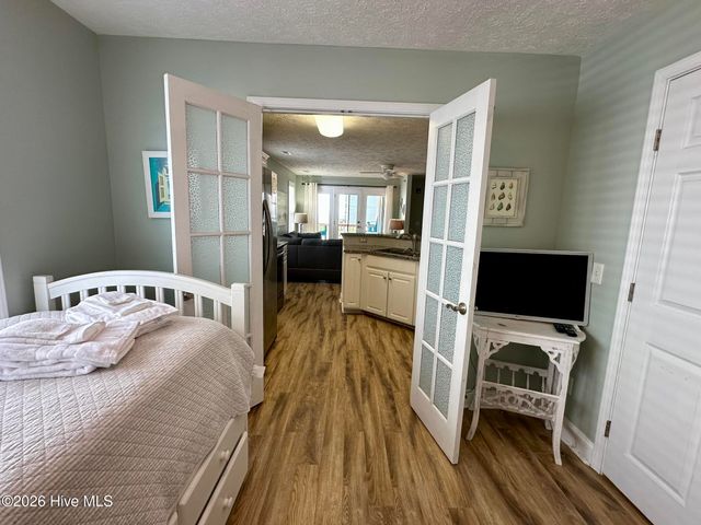 300 Carolina Beach Avenue S 102, Carolina Beach, NC 28428