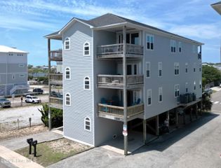300 Carolina Beach Avenue S 102, Carolina Beach, NC 28428