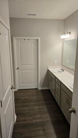 747 Abby Drive, 68 B, Plain City, OH 43064