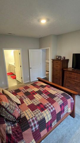 747 Abby Drive, 68 B, Plain City, OH 43064