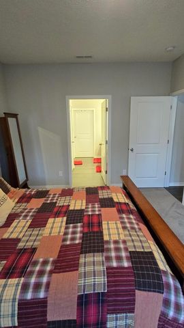 747 Abby Drive, 68 B, Plain City, OH 43064