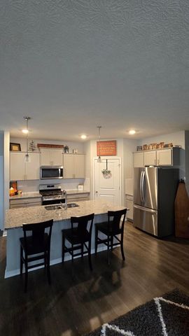 747 Abby Drive, 68 B, Plain City, OH 43064