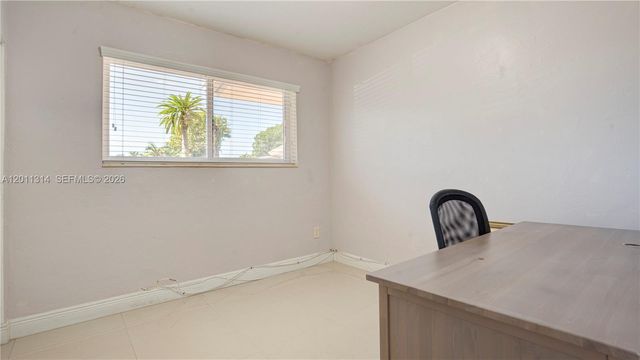 7855 SW 22nd St, Miami, FL 33155