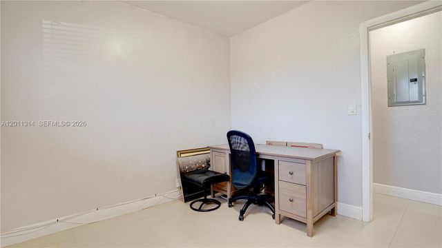 7855 SW 22nd St, Miami, FL 33155