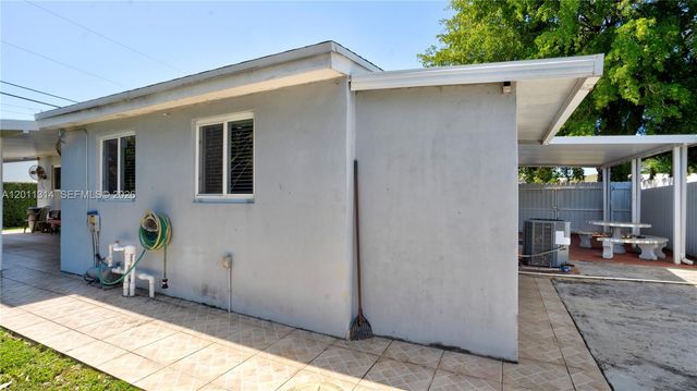 7855 SW 22nd St, Miami, FL 33155
