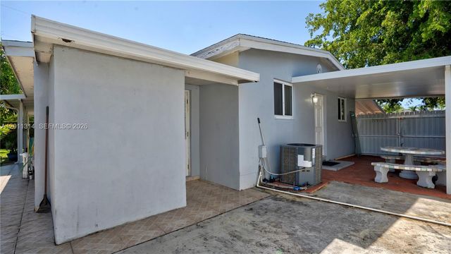 7855 SW 22nd St, Miami, FL 33155