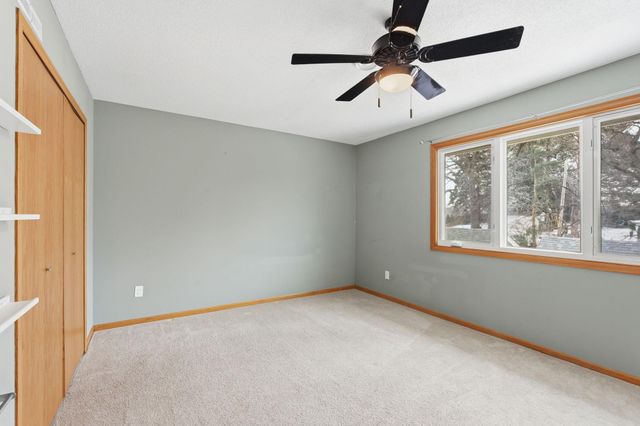 618 Oak Park Lane, Hopkins, MN 55343