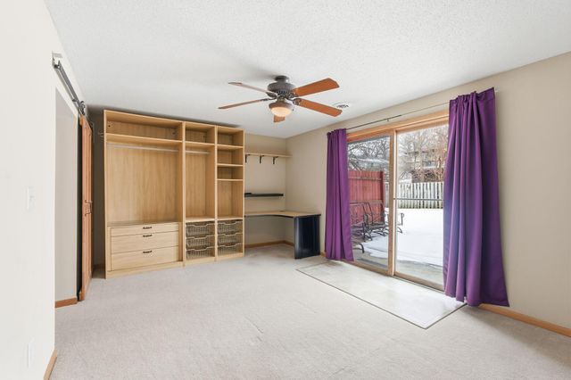 618 Oak Park Lane, Hopkins, MN 55343