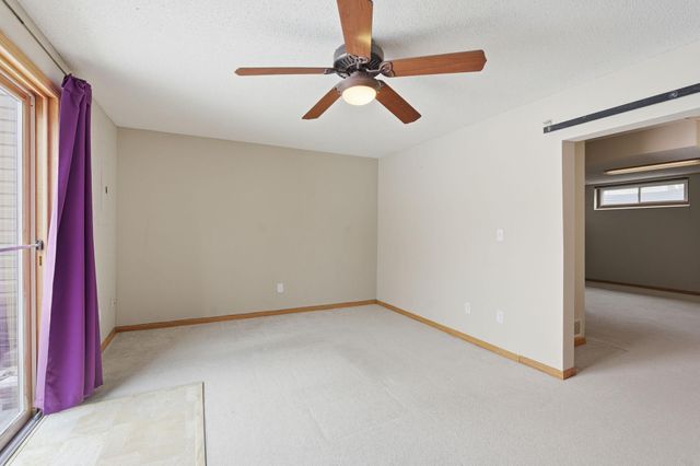 618 Oak Park Lane, Hopkins, MN 55343