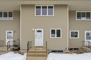 618 Oak Park Lane, Hopkins, MN 55343