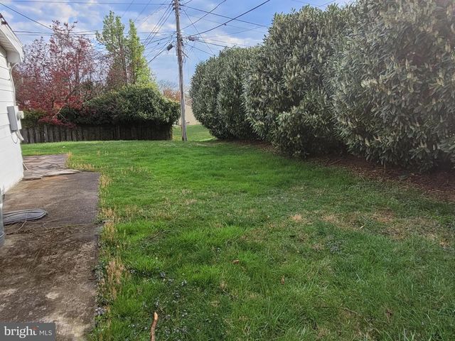 6805 PIMLICO DR, Baltimore, MD 21209
