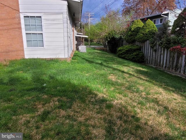 6805 PIMLICO DR, Baltimore, MD 21209