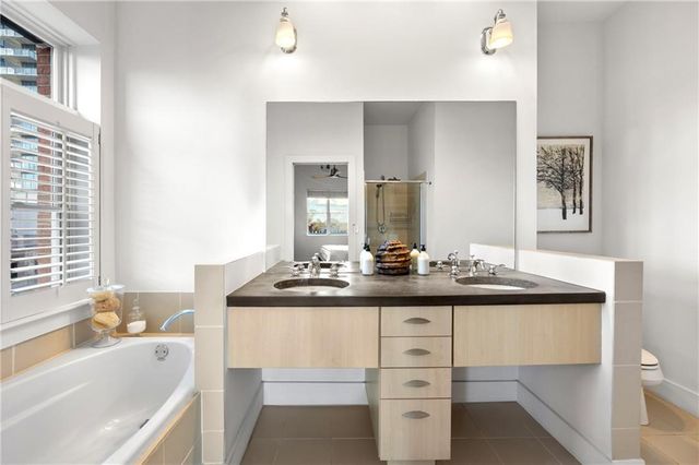 206 11th NE Street 604, Atlanta, GA 30309