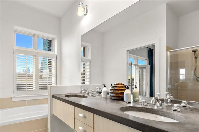 206 11th NE Street 604, Atlanta, GA 30309