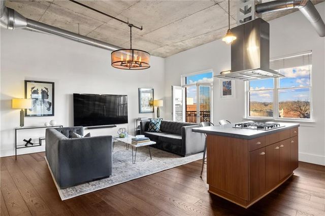 206 11th NE Street 604, Atlanta, GA 30309