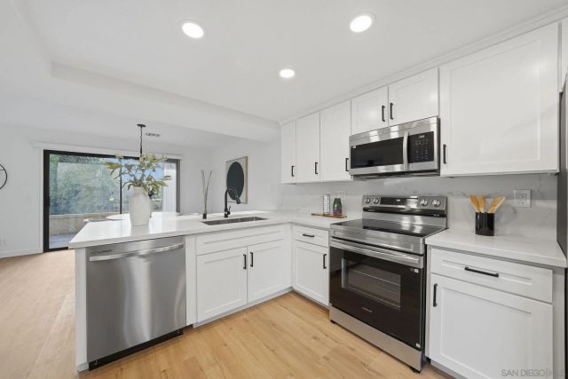 10450 Ridgewater Ln, San Diego, CA 92131