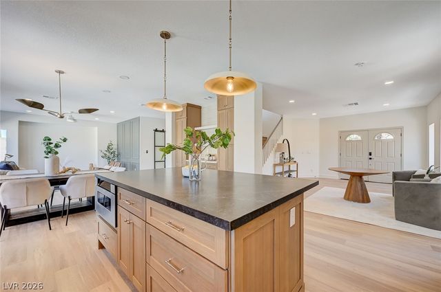10600 Olivebranch Avenue, Las Vegas, NV 89144