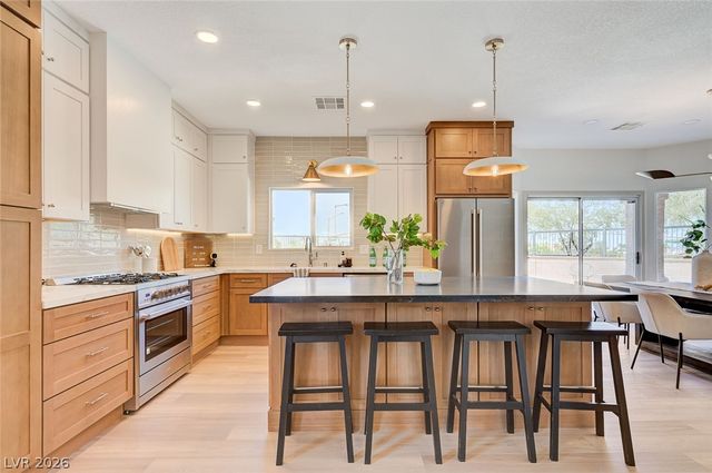 10600 Olivebranch Avenue, Las Vegas, NV 89144