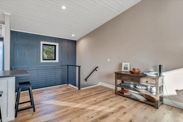 5 Reserve RD, Moneta, VA 24121