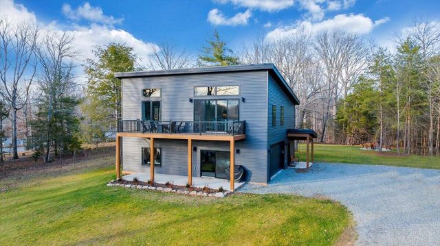 5 Reserve RD, Moneta, VA 24121